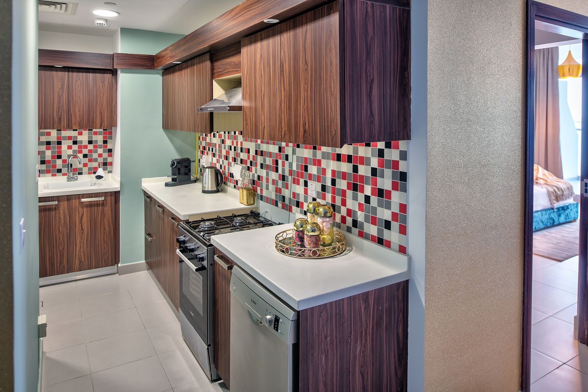 Apartment Luxury Staycation - Azure Residences Dubai